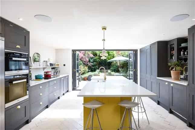 Four Bedroom Victorian House for Sale