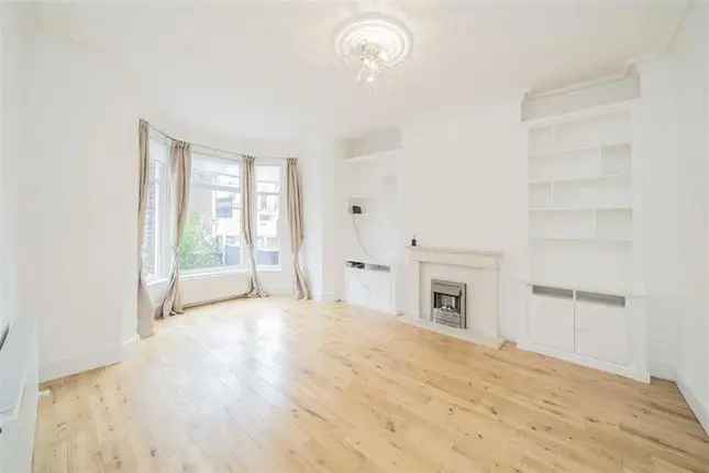 Semi Detached House Willesden Green Six Bedrooms Three Bathrooms