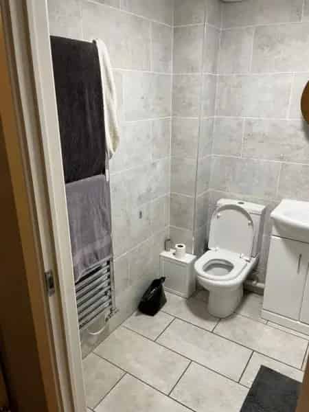 2 Bed Garden Flat Shared Garden