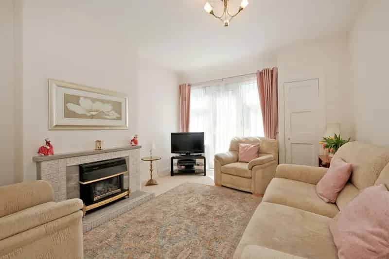 2 Bedroom Semi Detached House in Aberdeen