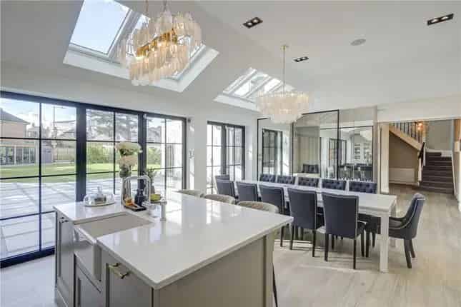 Detached Family House Kingston Hill KT2 Modern Spacious Family Home Near Schools