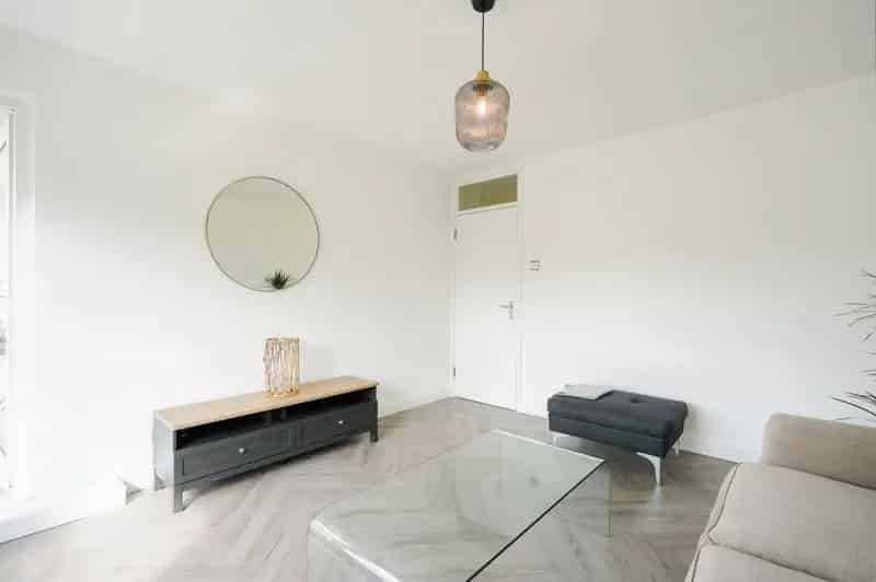 1 Bedroom Apartment House to Rent