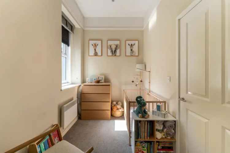 2 Bed Flat for Sale Bristol Road Lower