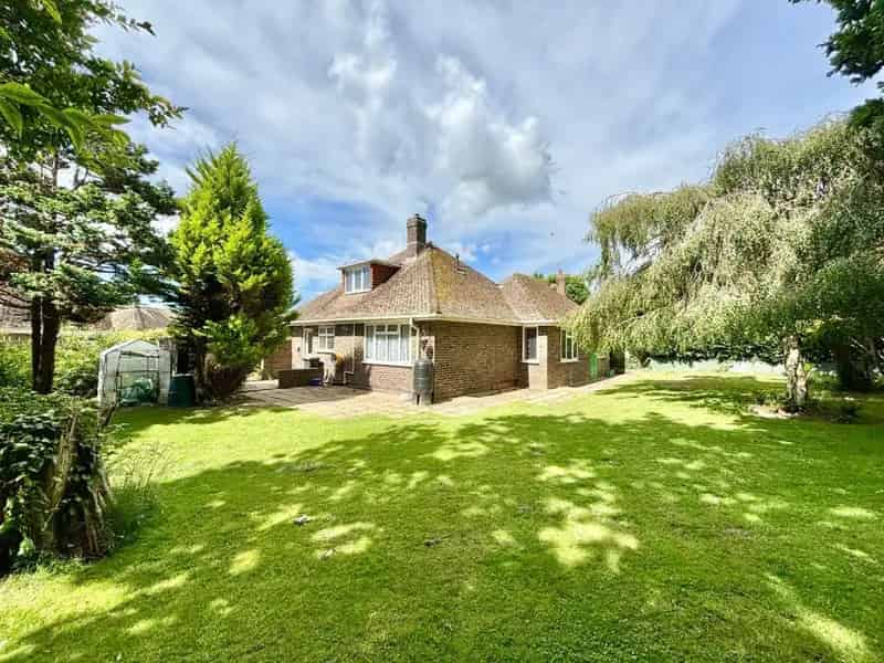 2 Bed Detached Bungalow For Sale Planning Permission