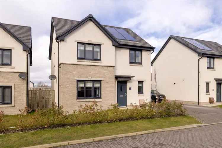 3 Bedroom Detached House for Sale in Edinburgh New Town