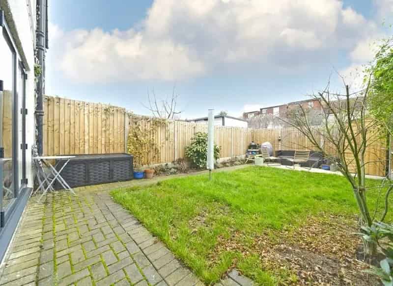 Immaculate 3-Bed Terraced House For Sale