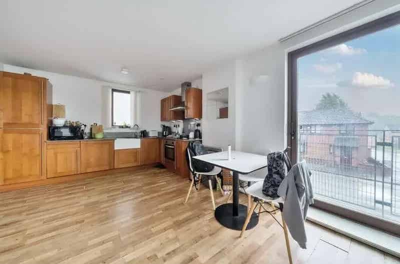 2 Bed Flat for Sale EWS1 Available No Chain Secure Parking