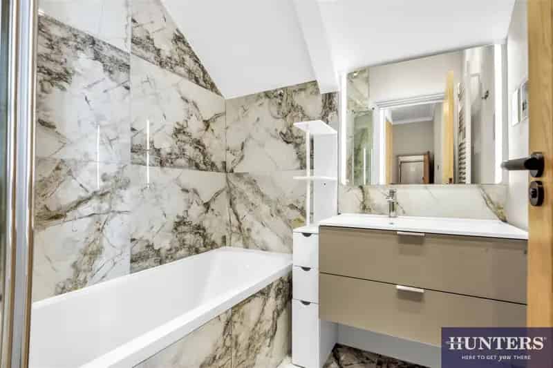 1 Bedroom Flat for Sale - 607 SQ FT - High Spec