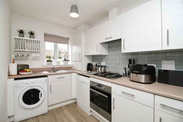 2 Bed House in Great Cornard with Garden and Parking