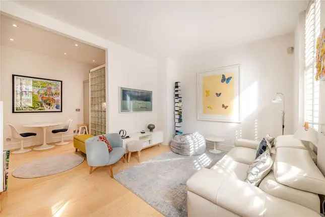 Flat for sale in Nottingham Place, London W1U