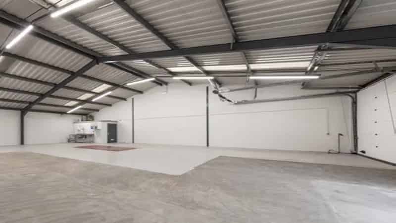 Warehouse Unit To Let Slough Trading Estate