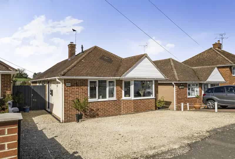 3 Bedroom Detached Bungalow for Sale in Warden Hill