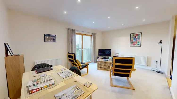 2 Bedroom Apartment for Sale in Cheltenham