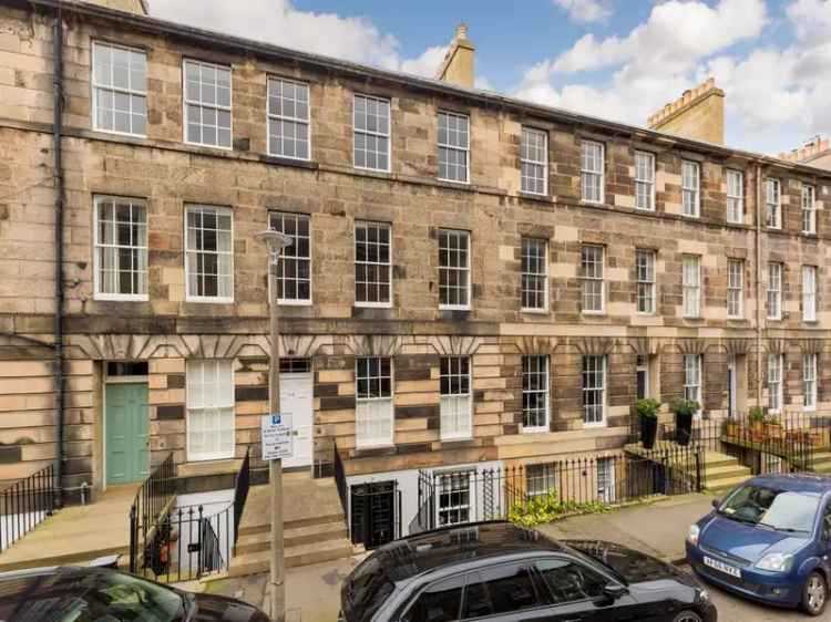 1 Bedroom Flat to Rent in Edinburgh's New Town