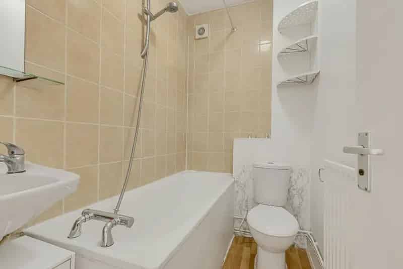 Flat For Sale , London, England