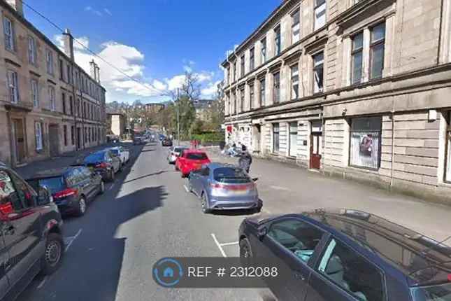 Flat to rent in Fortrose Street, Glasgow G11