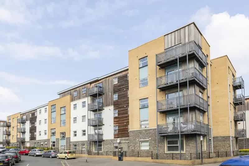2 Bedroom Flat to Rent Clifton Village