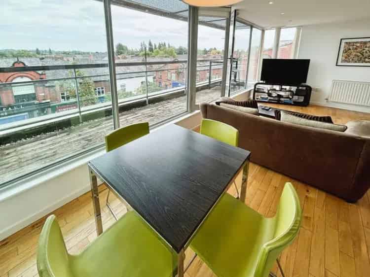 3 Bedroom Penthouse Apartment for Sale in Didsbury Manchester