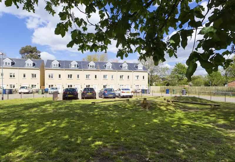 4 Bedroom Townhouse for Sale