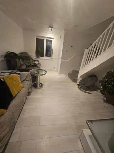 Convenient Home near High Street and King's Cross Station