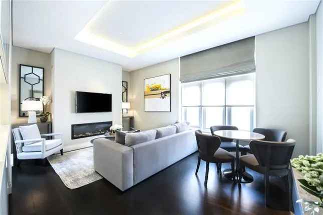 Flat to rent in Green Street, Mayfair, London W1K