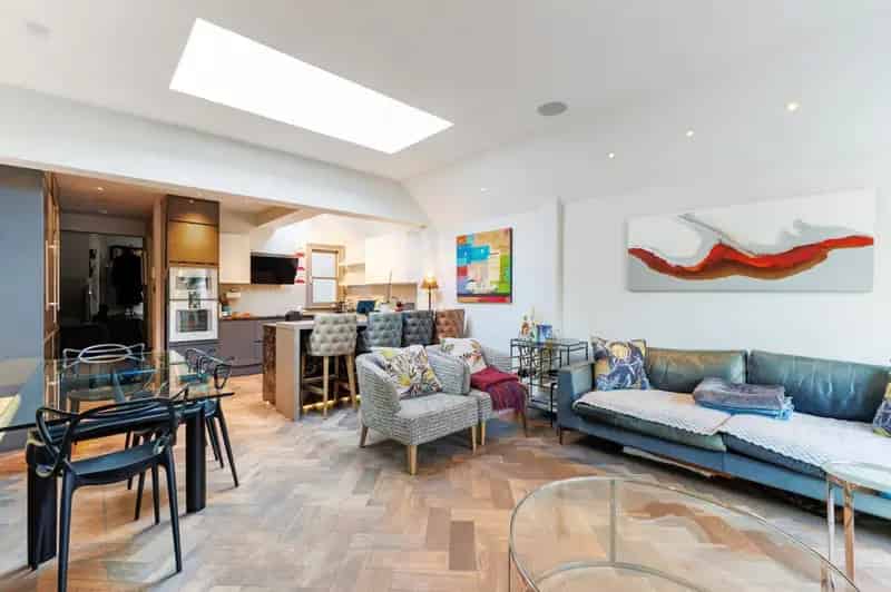 3 Bedroom Maisonette for Sale Stunning Hurlingham Park Views