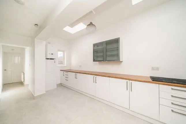 Four Bedroom House for Rent Lyndhurst Way Peckham