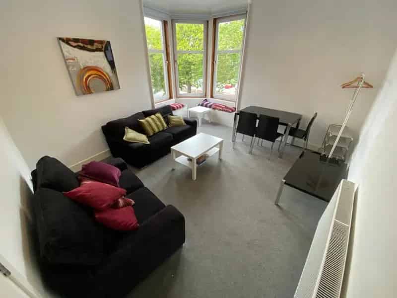 3 Bedroom Flat to Rent