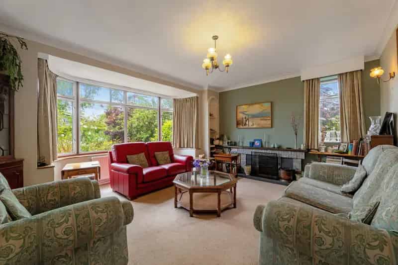 5 Bedroom Detached House for Sale Rugby