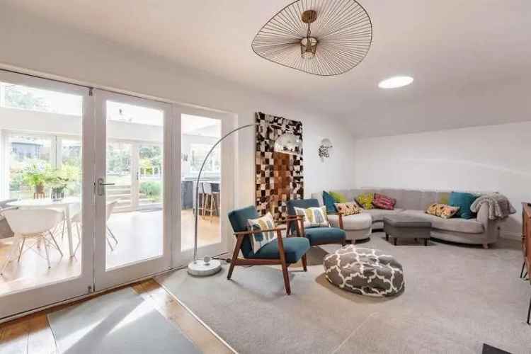 4 Bed Detached Bungalow For Sale