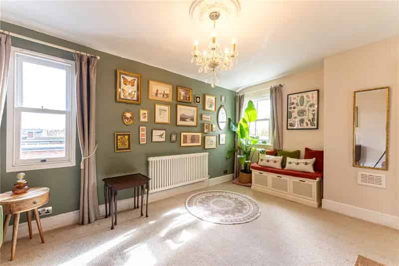 1 Bedroom Apartment Leamington Spa Binswood Avenue