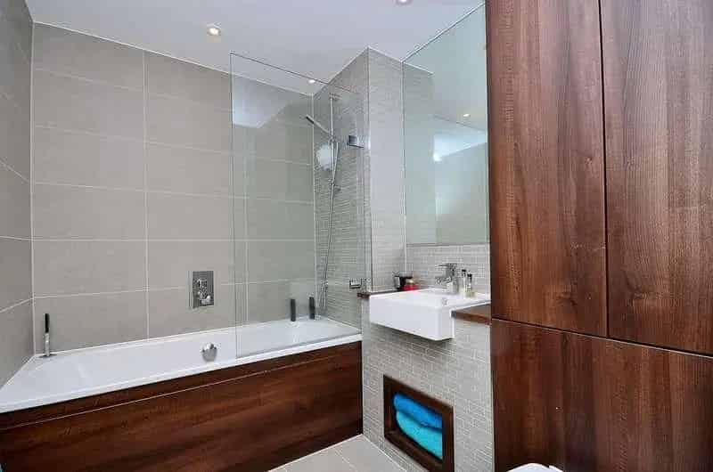 3 Bed Penthouse Flat for Sale in London