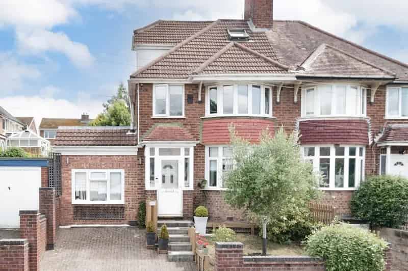 4 Bedroom Semi Detached House For Sale