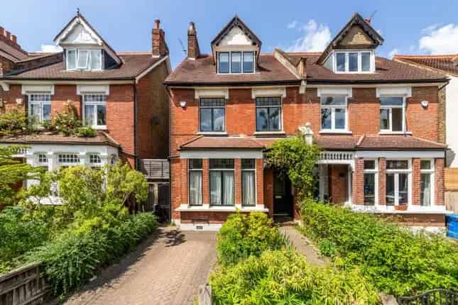Six Bedroom Edwardian House for Sale in Camberwell