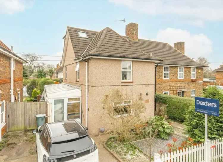 Large 4-Bedroom Semi-Detached House Near Wimbledon Chase and South Merton