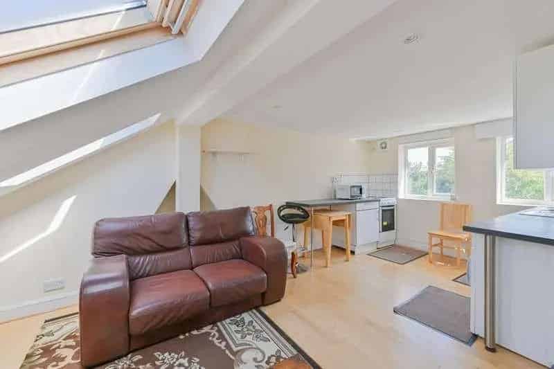 5 Bed House for Sale - Large Family Home