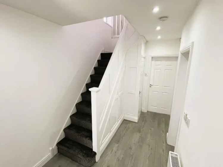 3 Bedroom Detached House South Birmingham