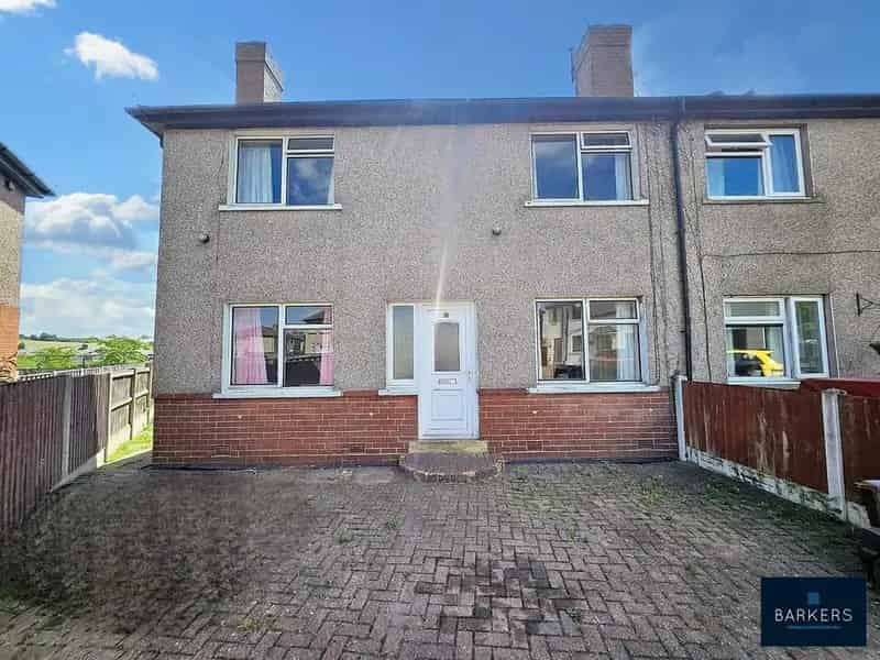 4 Bedroom Semi-Detached House For Sale