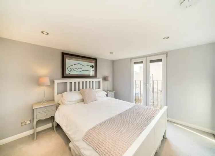 2-Bedroom House near Wandsworth Common - Freehold - South-Facing Garden