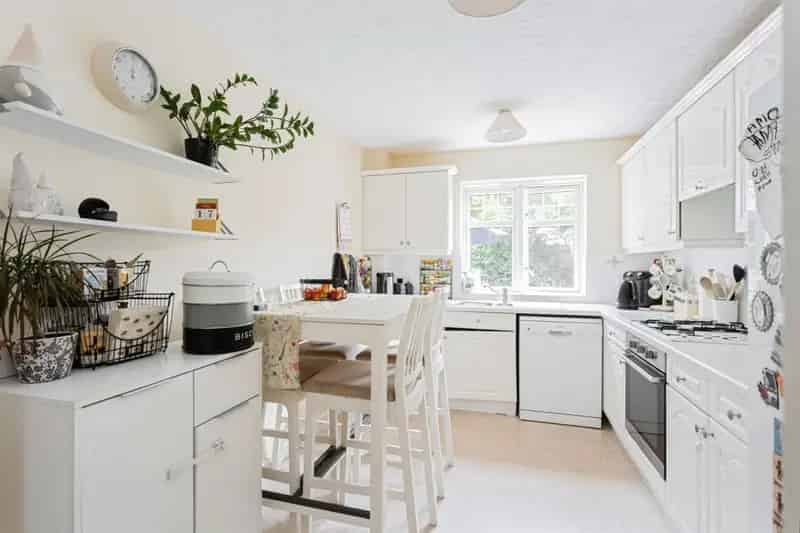 Four Bedroom Detached House Burgess Hill