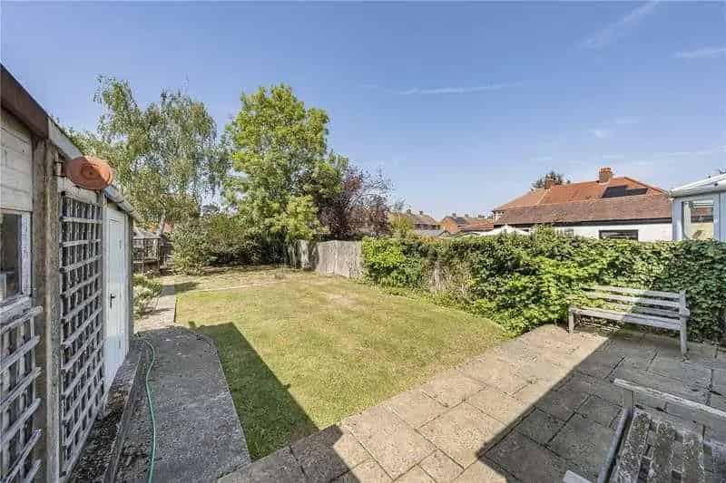 3 bed house for sale