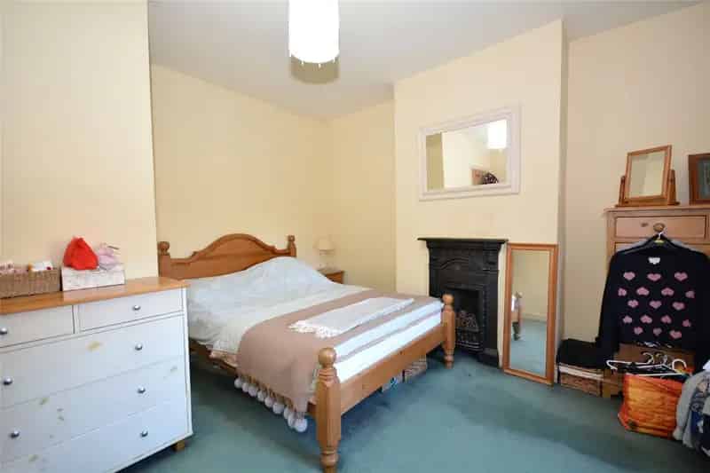 House For Sale , Leeds, England