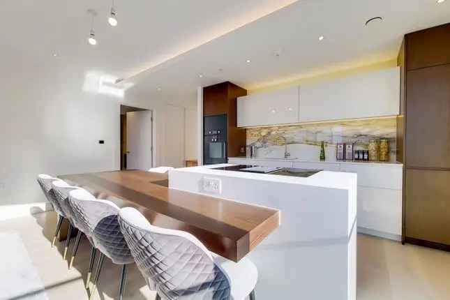 Flat for sale in Chelsea Island, Chelsea Harbour, London SW10