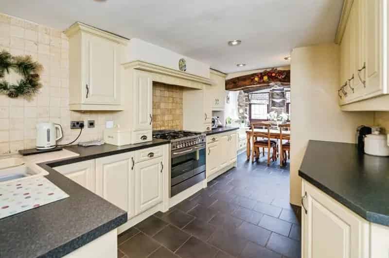 3 Bedroom Detached Farmhouse Hooton Roberts S65