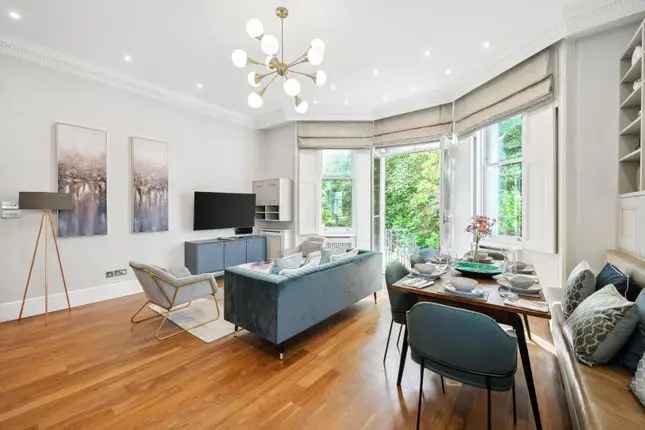 Maisonette to rent in Onslow Gardens, South Kensington, London SW7