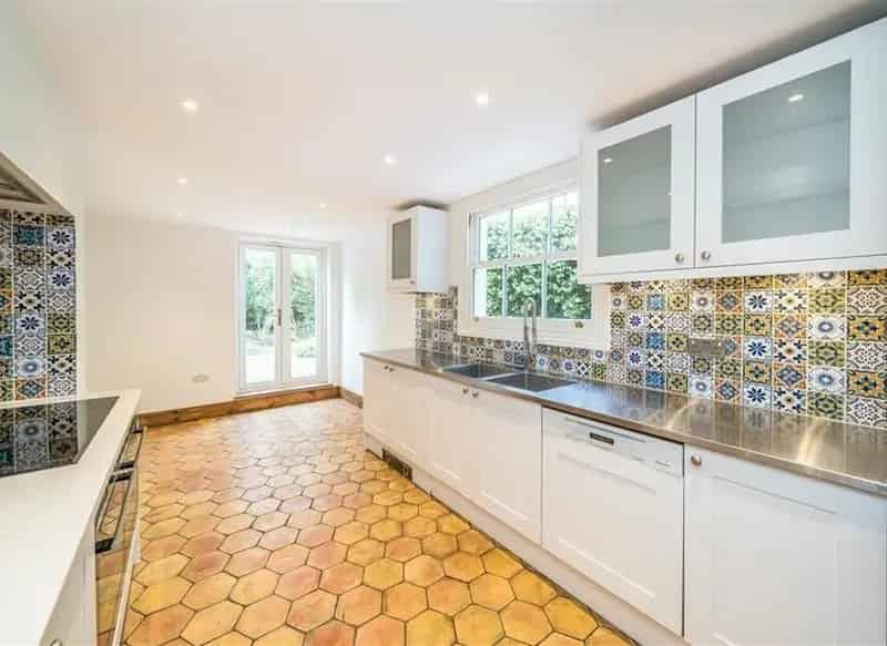 Four Bedroom Victorian Family Home Near Nine Elms