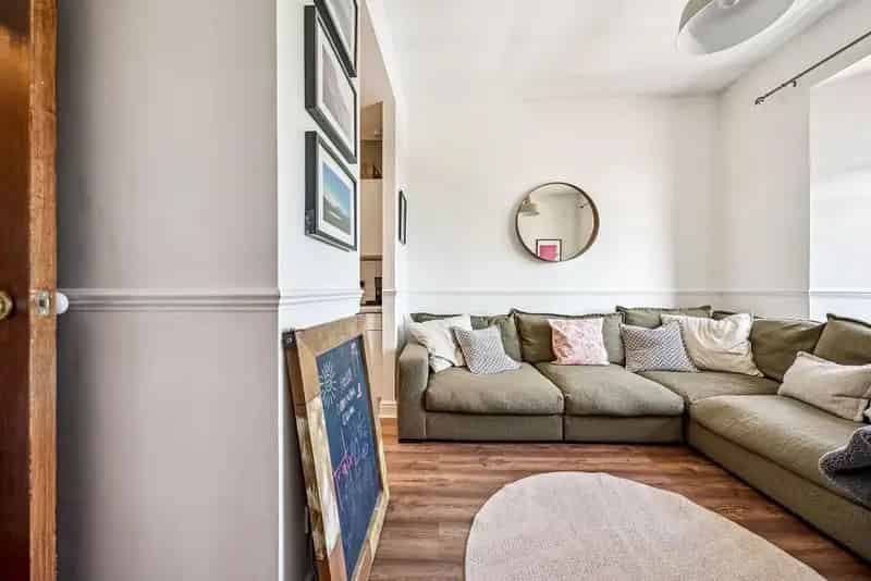 1 Bedroom Flat for Sale in Scotland