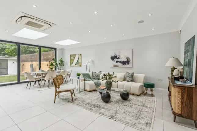 5 Bedroom Semi Detached House Thornton Road SW12
