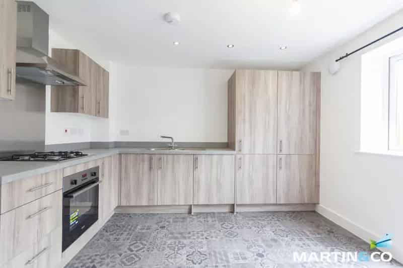 2 Bedroom House To Rent Available 08092025