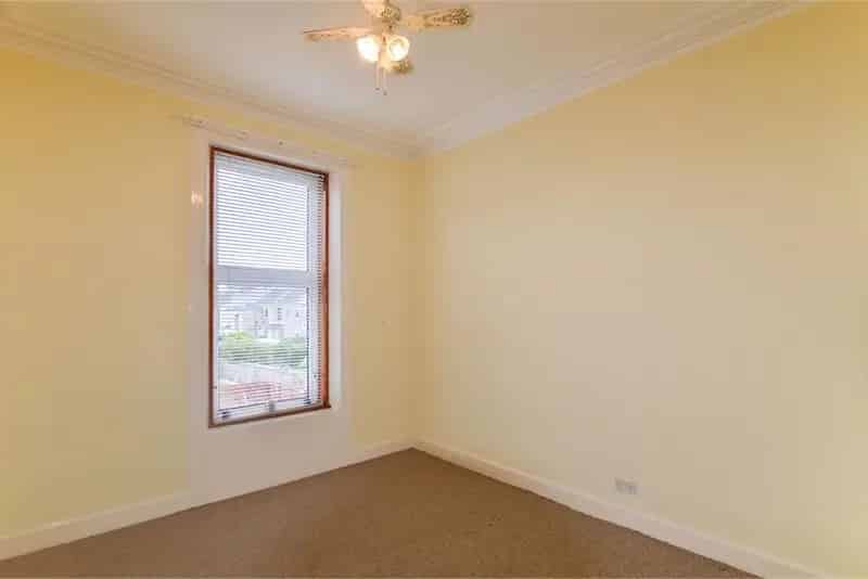 3 Bed Flat Conversion with Sea Views - Firth of Clyde
